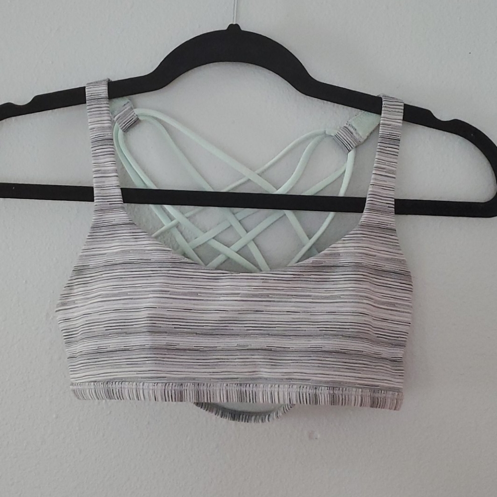 LULULEMON | Free to be wild bra